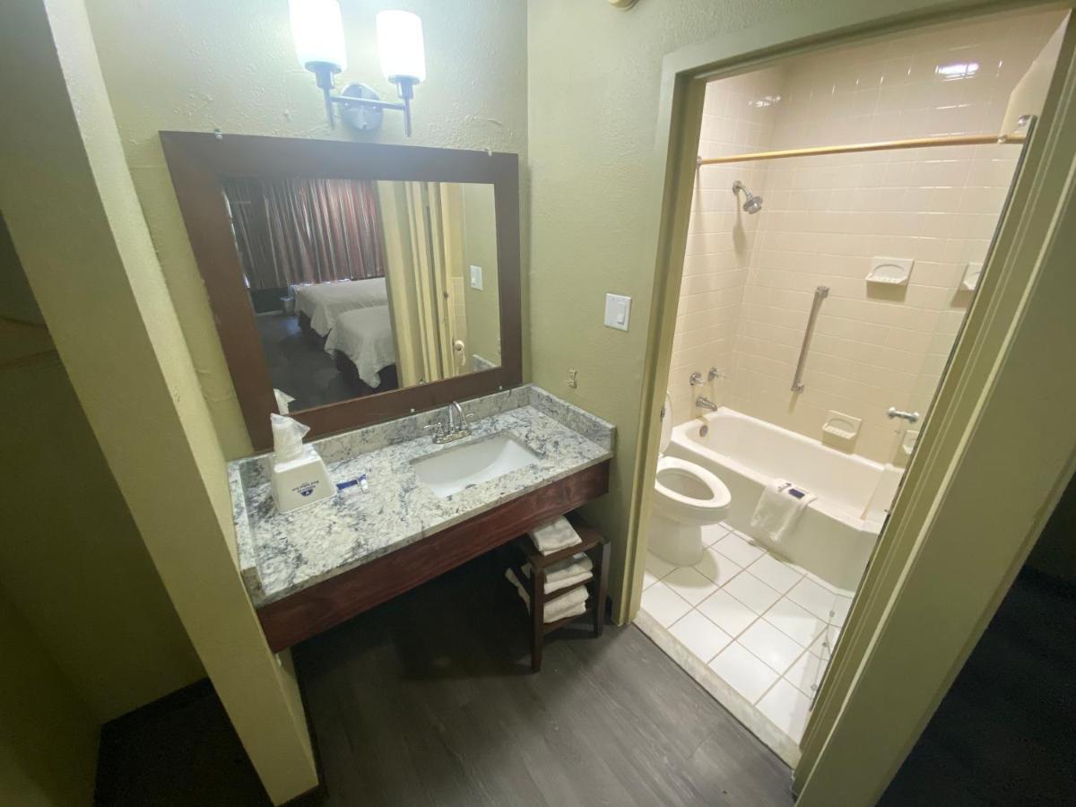Americas Best Value Inn - Wilson Exterior photo