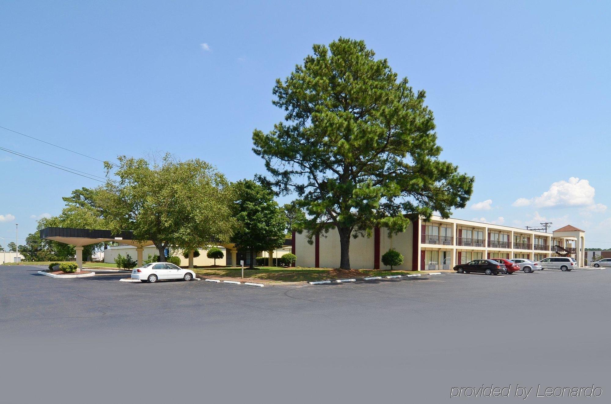 Americas Best Value Inn - Wilson Exterior photo